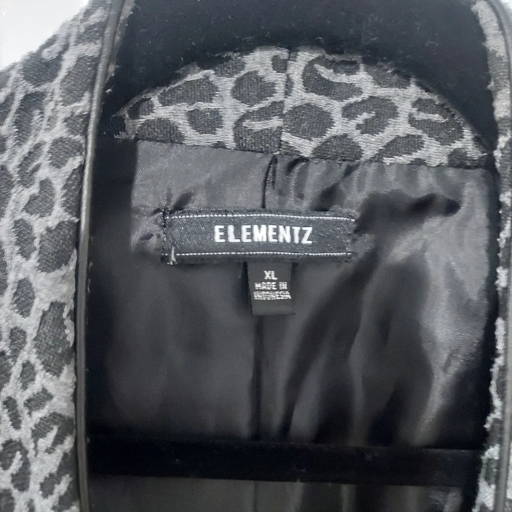 Elementz Gray And Black Leopard Print Open Front … - image 2
